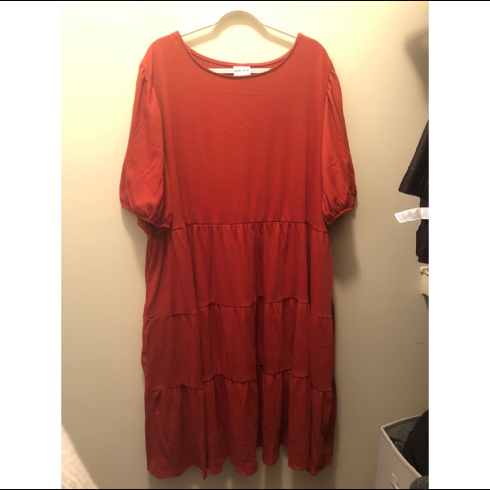 Ava & Viv tiered midi dress